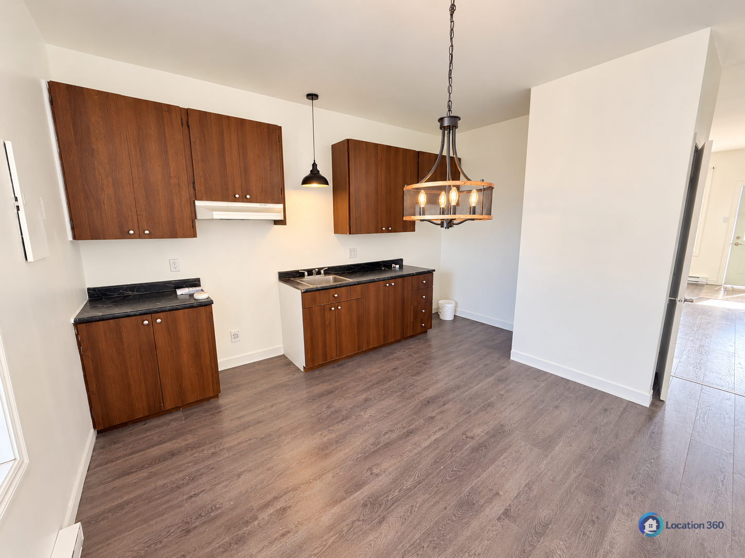 4 1/2 au Centre-ville animaux acceptés — photo 2